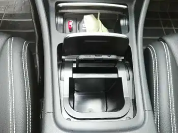 Автомобильное беспроводное зарядное устройство для Mercedes-Benz CLA/A /B серии 2015-2018 Автомобильное беспроводное зарядное устройство QI, быстрое зарядное устройство для телефона, держатель для зарядки