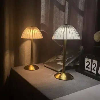 Декоративная настольная лампа Night Light Металлическая настольная лампа с сенсорным затемнением USB, подарок для защиты глаз, Ресторанная светодиодная настольная лампа, Барная настольная лампа